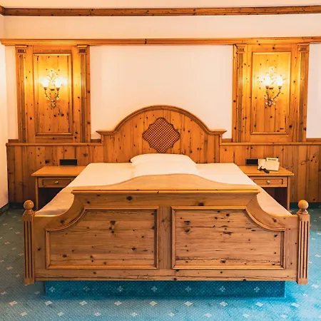 Hotel-restaurant Kreuzberghof Tagungs- Und Veranstaltungshotel 4*