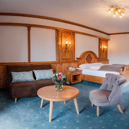 Hotel-restaurant Kreuzberghof Tagungs- Und Veranstaltungshotel