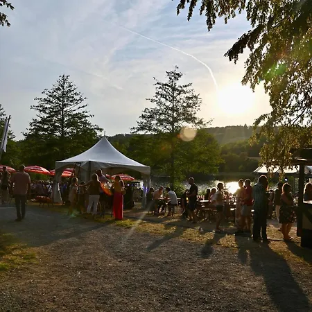 Hotel-restaurant Kreuzberghof Tagungs- Und Veranstaltungshotel 4* 티에펜바흐