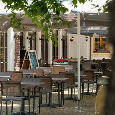 호텔 Hotel-restaurant Kreuzberghof Tagungs- Und Veranstaltungshotel 4*