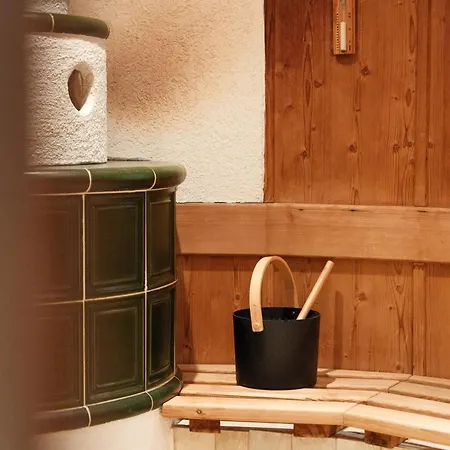 Hotel-restaurant Kreuzberghof Tagungs- Und Veranstaltungshotel 4*