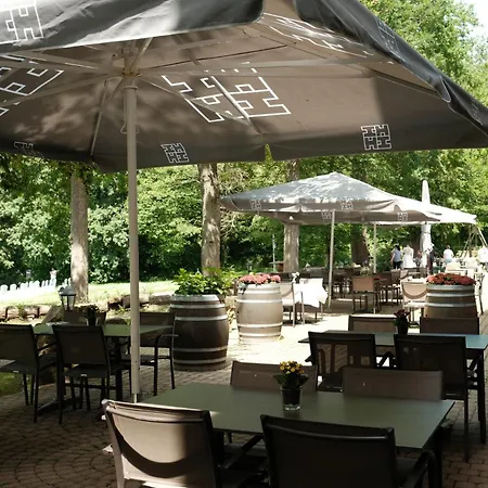 Hotel-restaurant Kreuzberghof Tagungs- Und Veranstaltungshotel Hotel Tiefenbach (Heilbronn)