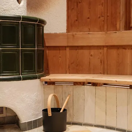 호텔 Hotel-restaurant Kreuzberghof Tagungs- Und Veranstaltungshotel 티에펜바흐