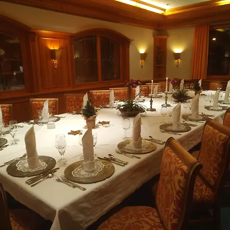 Hotel-restaurant Kreuzberghof Tagungs- Und Veranstaltungshotel Hotel 4*