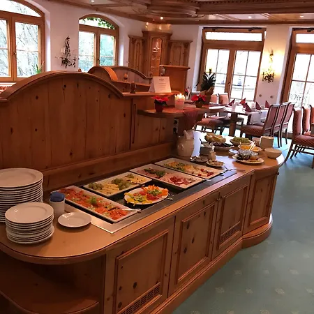 Hotel-restaurant Kreuzberghof Tagungs- Und Veranstaltungshotel 4* Tiefenbach (Heilbronn)