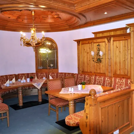 Hotel-restaurant Kreuzberghof Tagungs- Und Veranstaltungshotel 4* Tiefenbach (Heilbronn)