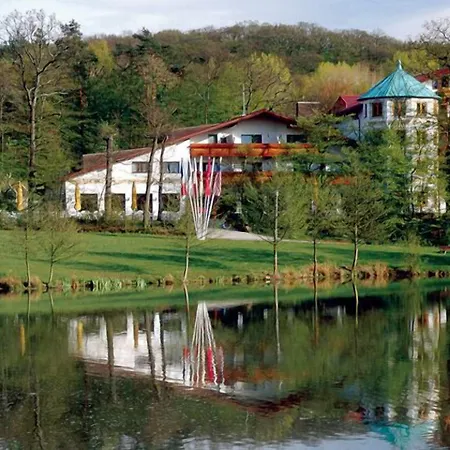 Hotel-restaurant Kreuzberghof Tagungs- Und Veranstaltungshotel 4* 티에펜바흐