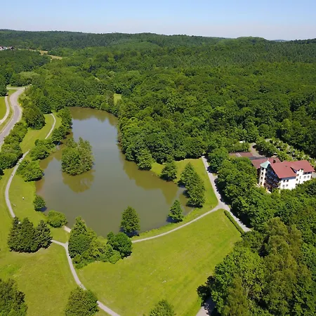 호텔 Hotel-restaurant Kreuzberghof Tagungs- Und Veranstaltungshotel 4*