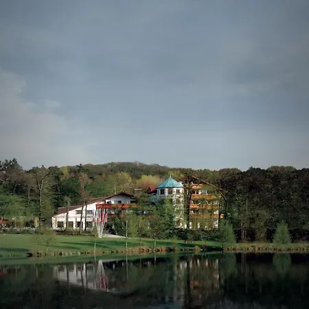Hotel-restaurant Kreuzberghof Tagungs- Und Veranstaltungshotel 4* 티에펜바흐