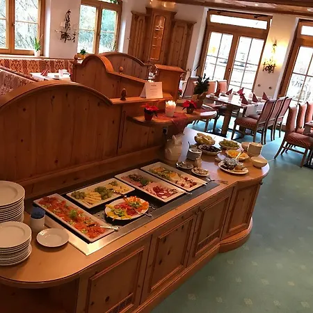 Hotel-restaurant Kreuzberghof Tagungs- Und Veranstaltungshotel Hotel Tiefenbach (Heilbronn)