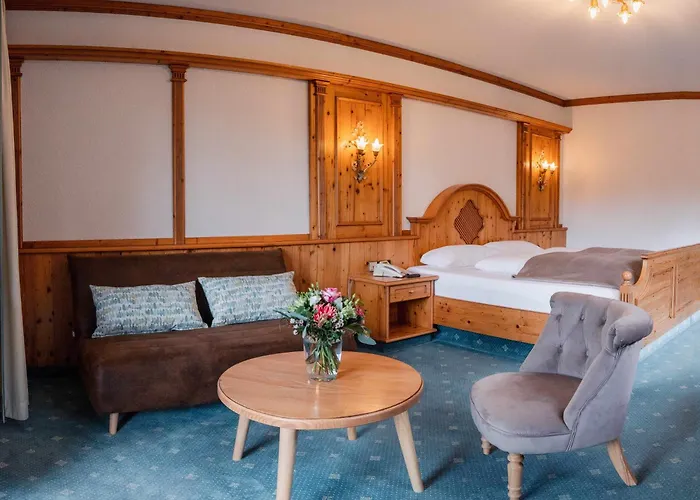 Hotel-restaurant Kreuzberghof Tagungs- Und Veranstaltungshotel