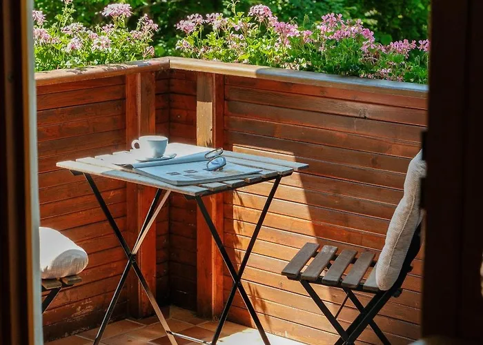 Hotel-restaurant Kreuzberghof Tagungs- Und Veranstaltungshotel 4* Tiefenbach (Heilbronn)