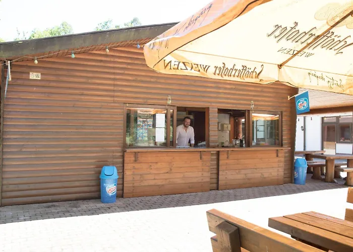 Hotel-restaurant Kreuzberghof Tagungs- Und Veranstaltungshotel Tiefenbach (Heilbronn)